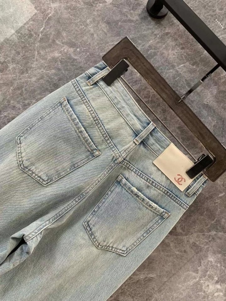 aa.jpg