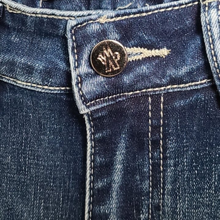 aa.jpg