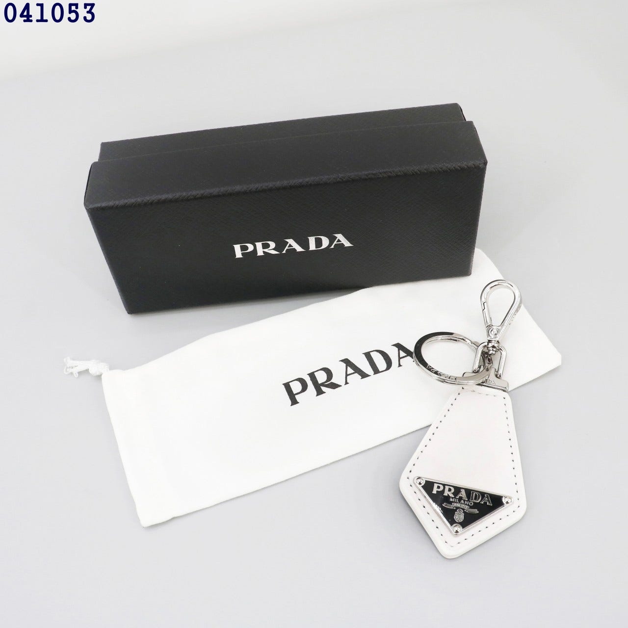 2_15bUd018svc1bzsx91e2599y_t0fqei.jpg