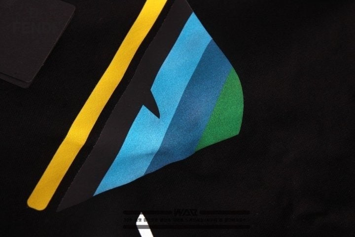 c_7c4Ud018svc64ruw5pycm6d_4144s3.jpg