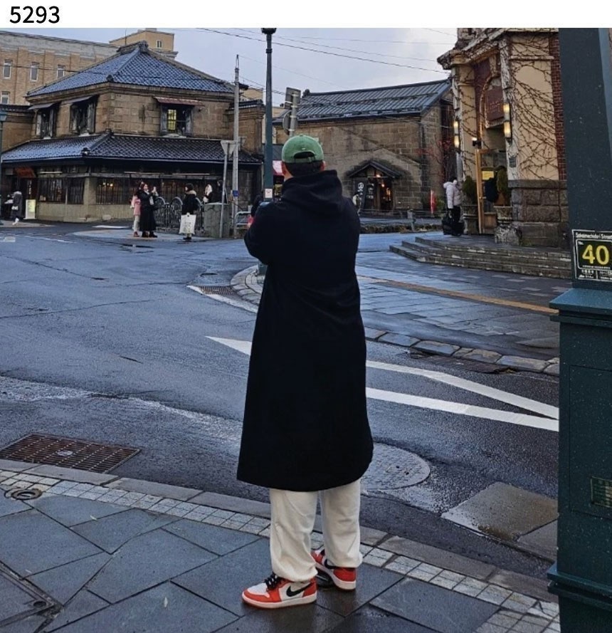 4_ej7Ud018svc1i16wrab4rrlc_413zjm.jpg