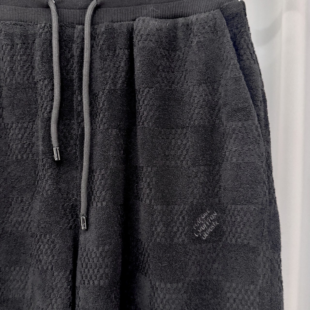 d_b00Ud018svcfdrnv5z1qxct_svoica.jpg d_b00Ud018svcfdrnv5z1qxct_svoica.jpg