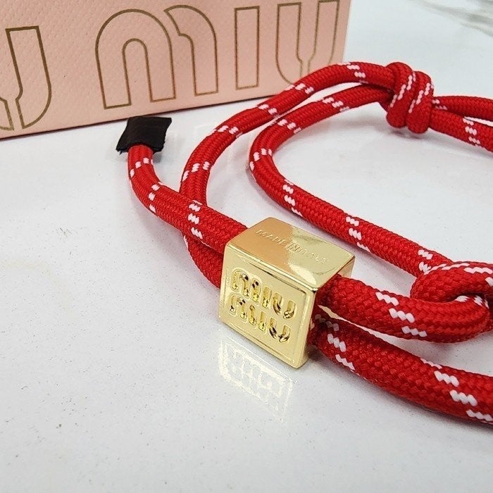 6_507Ud018svc15vl7ru6watwh_413zjm.jpg