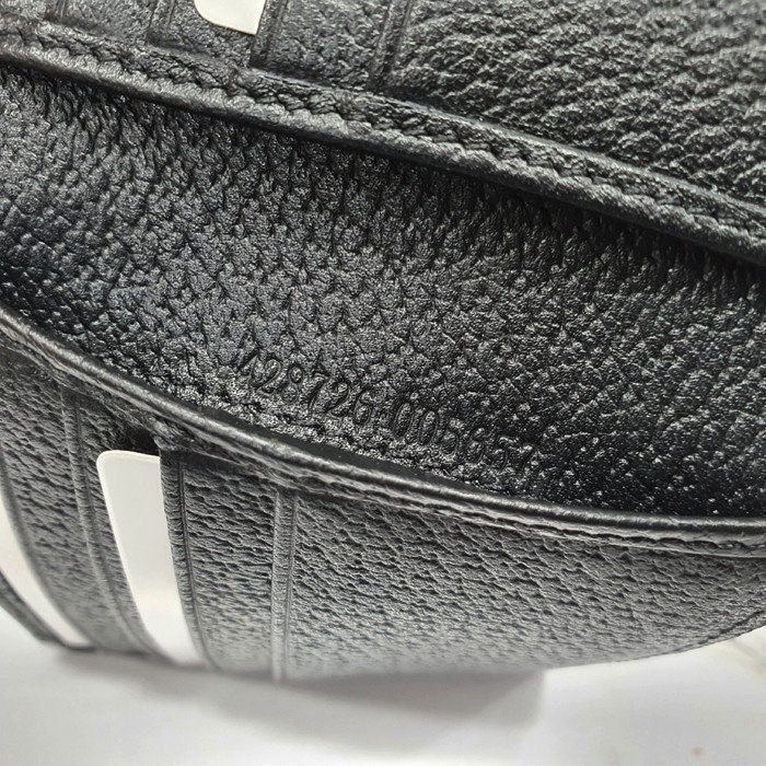 1_d12Ud018svc1txrsfisq9ycg_413zjm.jpg