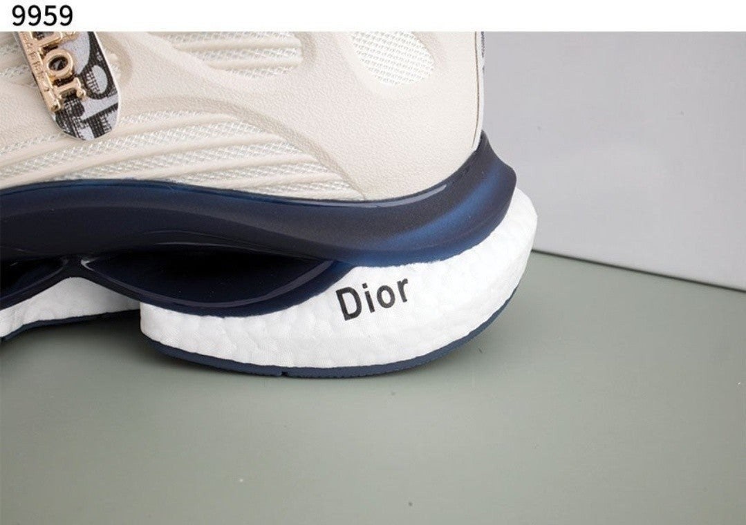 5_f81Ud018svc1vfywynvrrdlo_413zjm.jpg