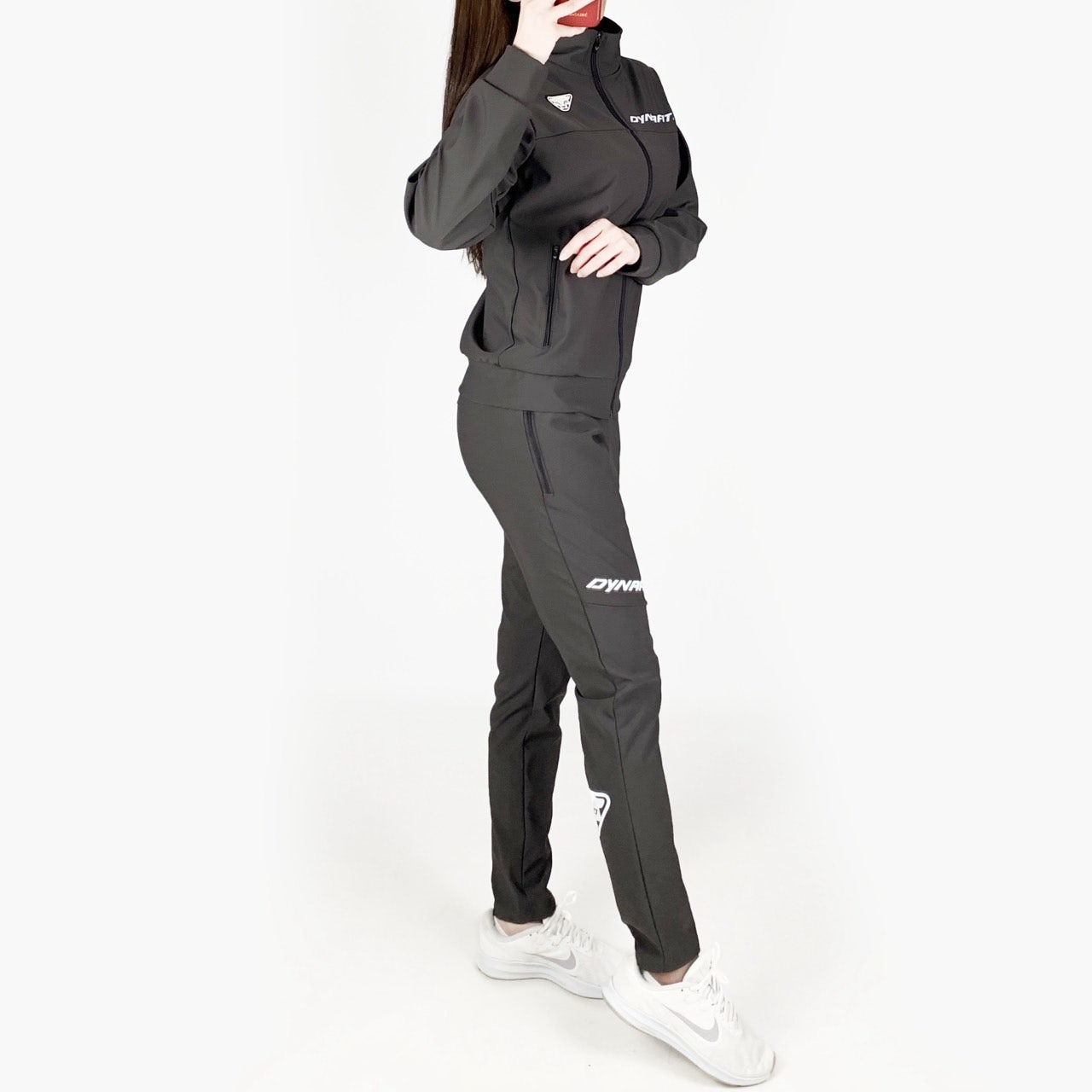 h_di4Ud018svc1g53cxm2v61zh_fpdjze.jpg
