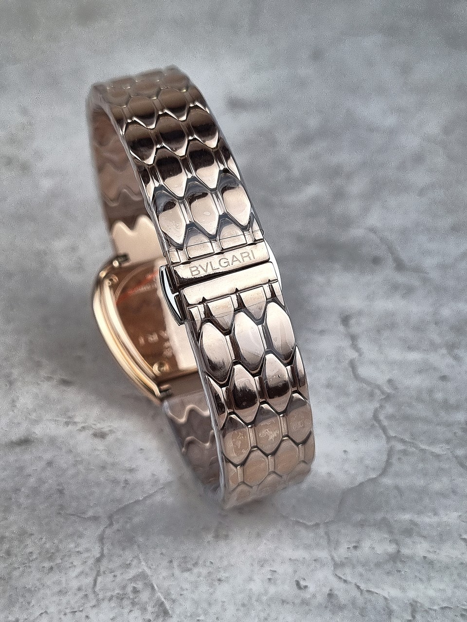 2_j9cUd018svcg4upjmw74jr6_t21cb6.jpg 2_j9cUd018svcg4upjmw74jr6_t21cb6.jpg