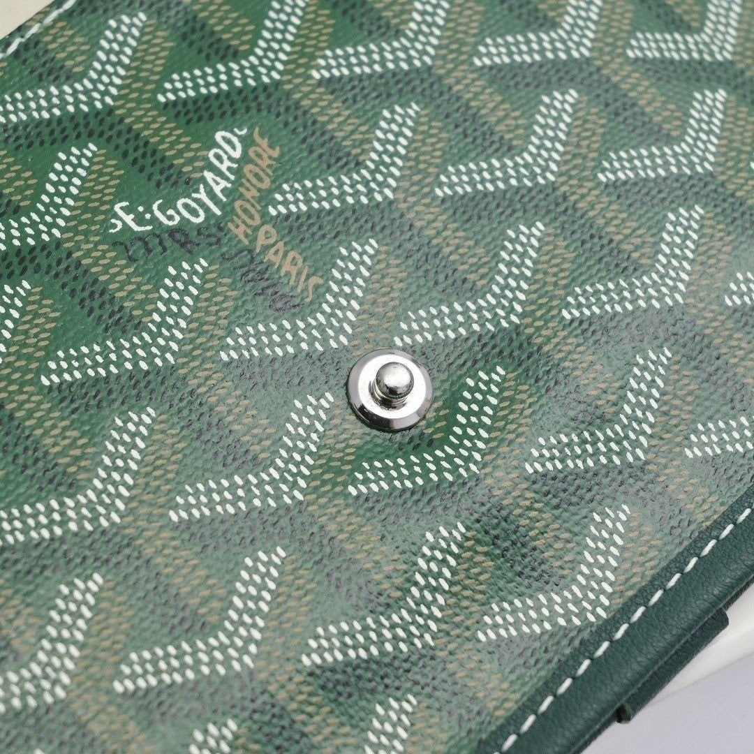 4_04hUd018svc4akftvqywdmo_413zjm.jpg