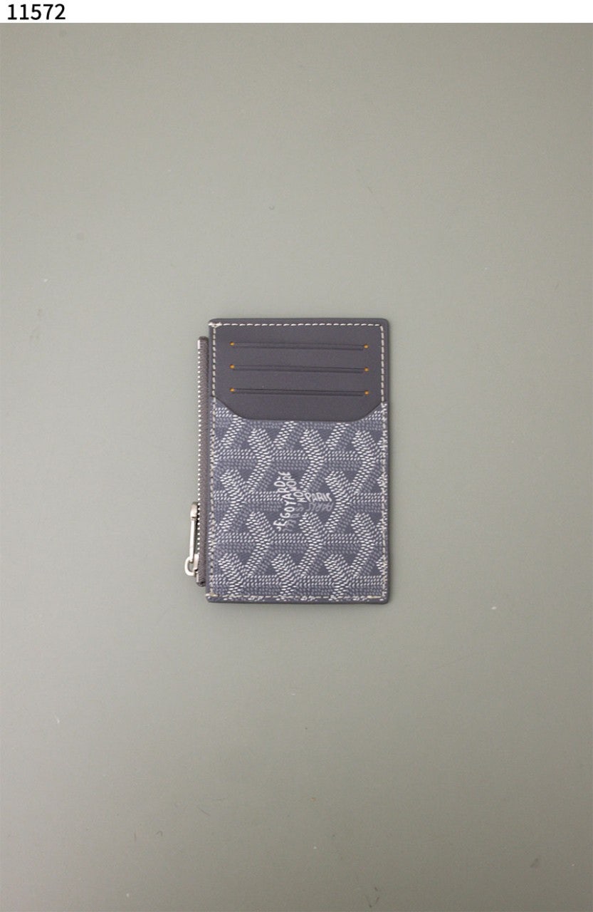 2_if4Ud018svc11mzn8sexf74o_evzsoc.jpg