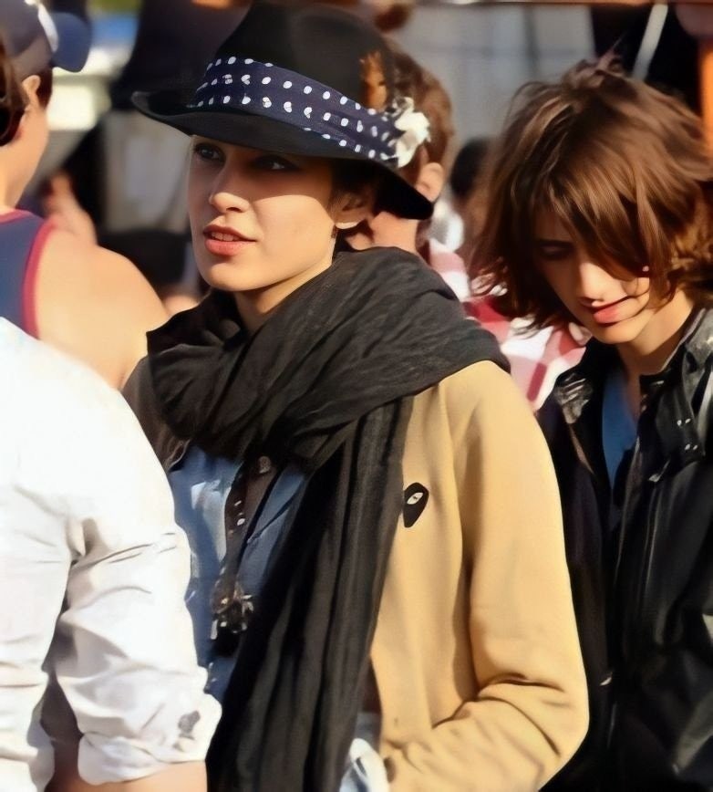 b_43gUd018svcghgzquu0fn0i_s6fei9.jpg b_43gUd018svcghgzquu0fn0i_s6fei9.jpg