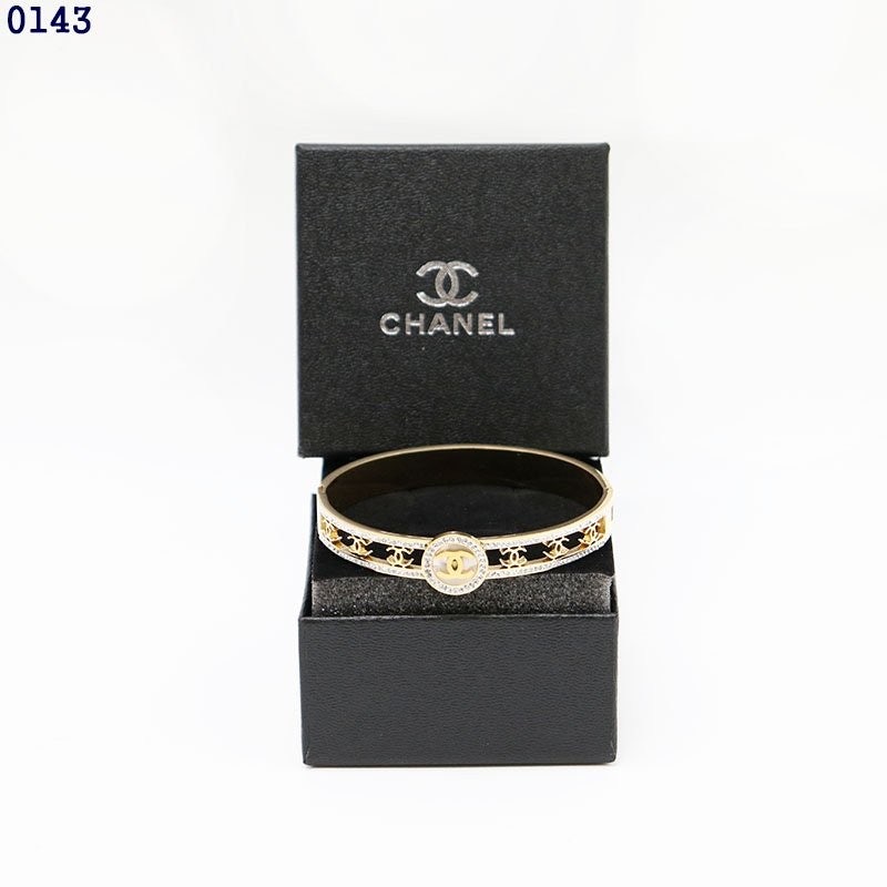 1_912Ud018svc18z50wpp0ghdi_siwzpq.jpg