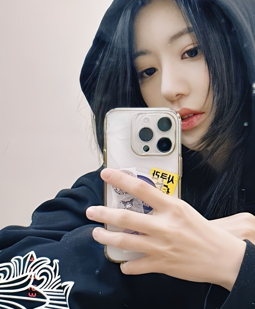 0_j04Ud018svcfcdfpwo9gubb_s6fei9.jpg 0_j04Ud018svcfcdfpwo9gubb_s6fei9.jpg