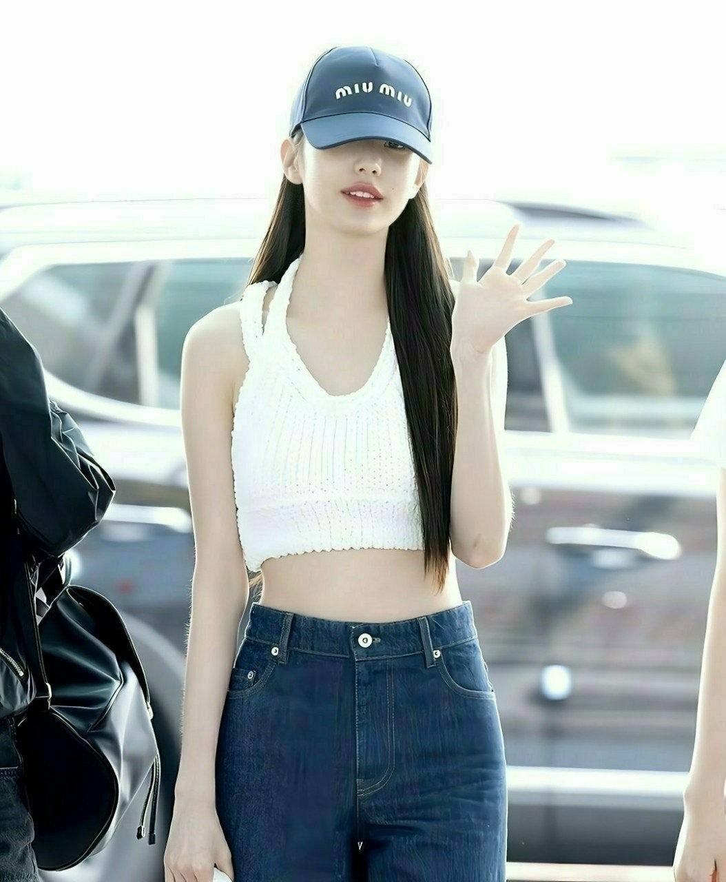 1_a00Ud018svc1i464es5ewzf7_s6fei9.jpg 1_a00Ud018svc1i464es5ewzf7_s6fei9.jpg