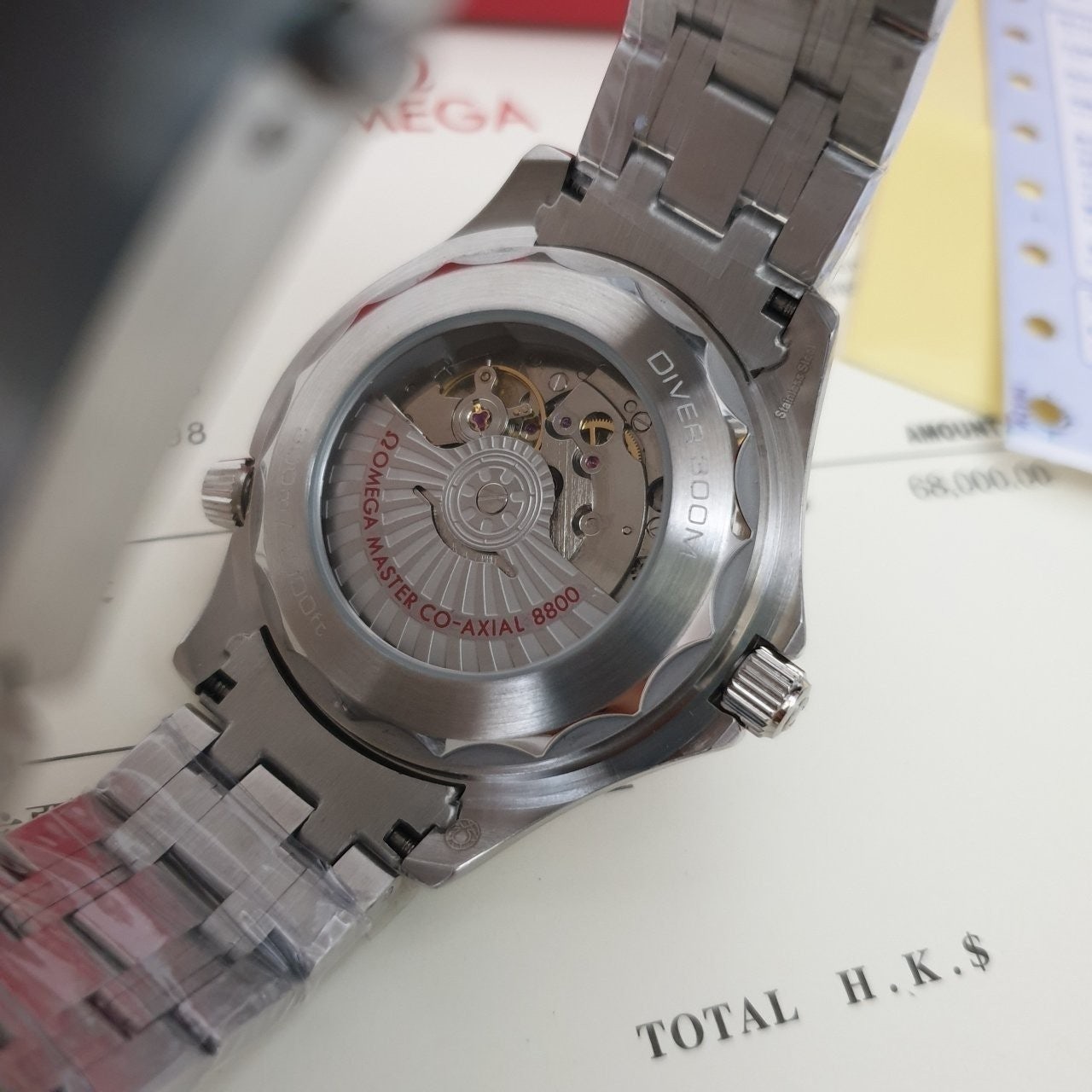 h_569Ud018svc11t4nujby29sp_eebx60.jpg