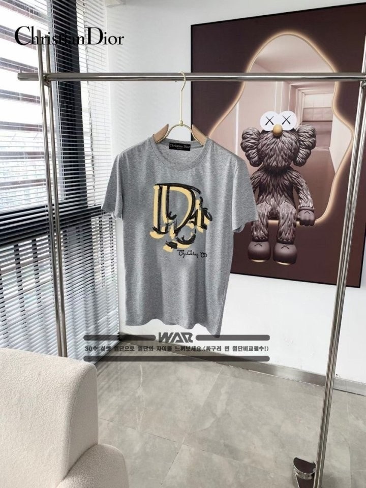 d_cb2Ud018svcuenyyy00rmtw_4144s3.jpg