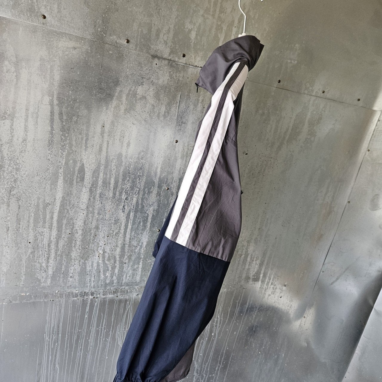 b_0g1Ud018svciyy47wi6x7bi_dfpiub.jpg
