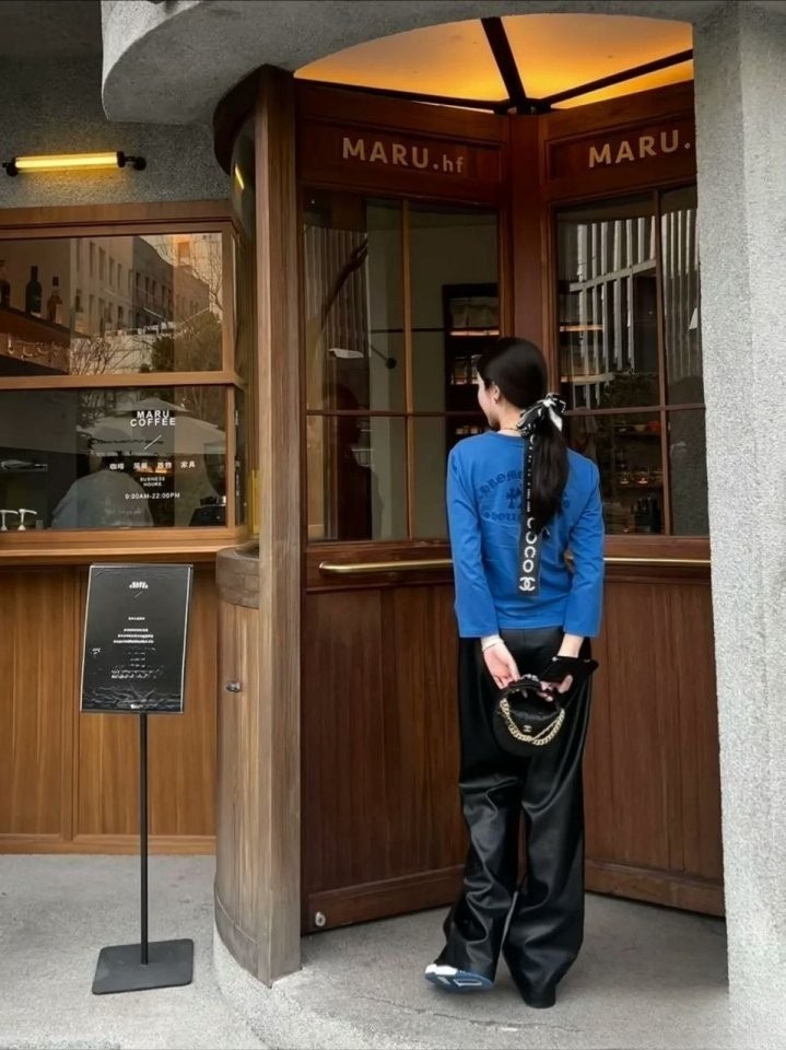 e_h95Ud018svc1jj92c9gg7kr2_4144s3.jpg