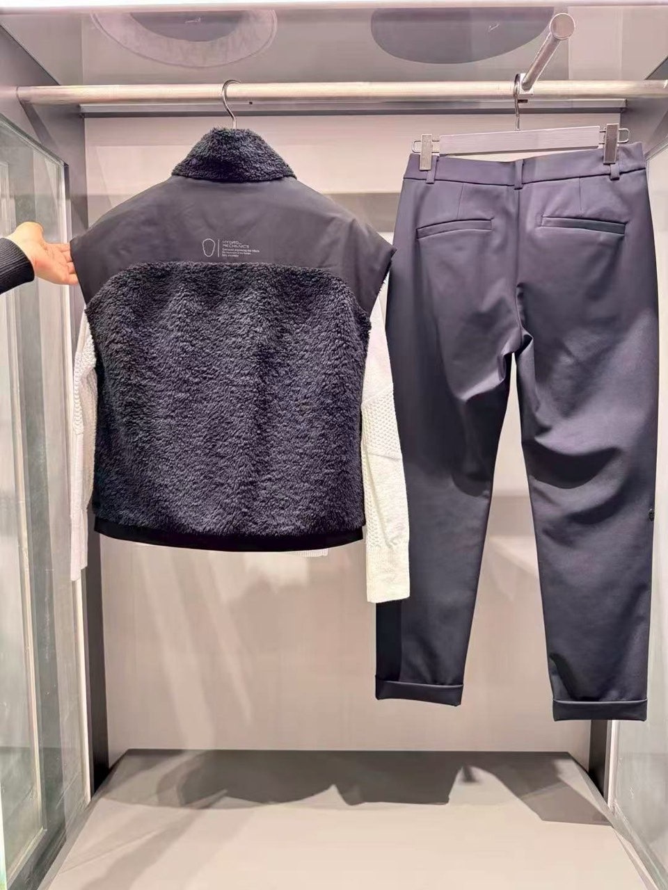 5_da8Ud018svcwc02jnn5h6ul_3xqouf.jpg?type=e1920_std