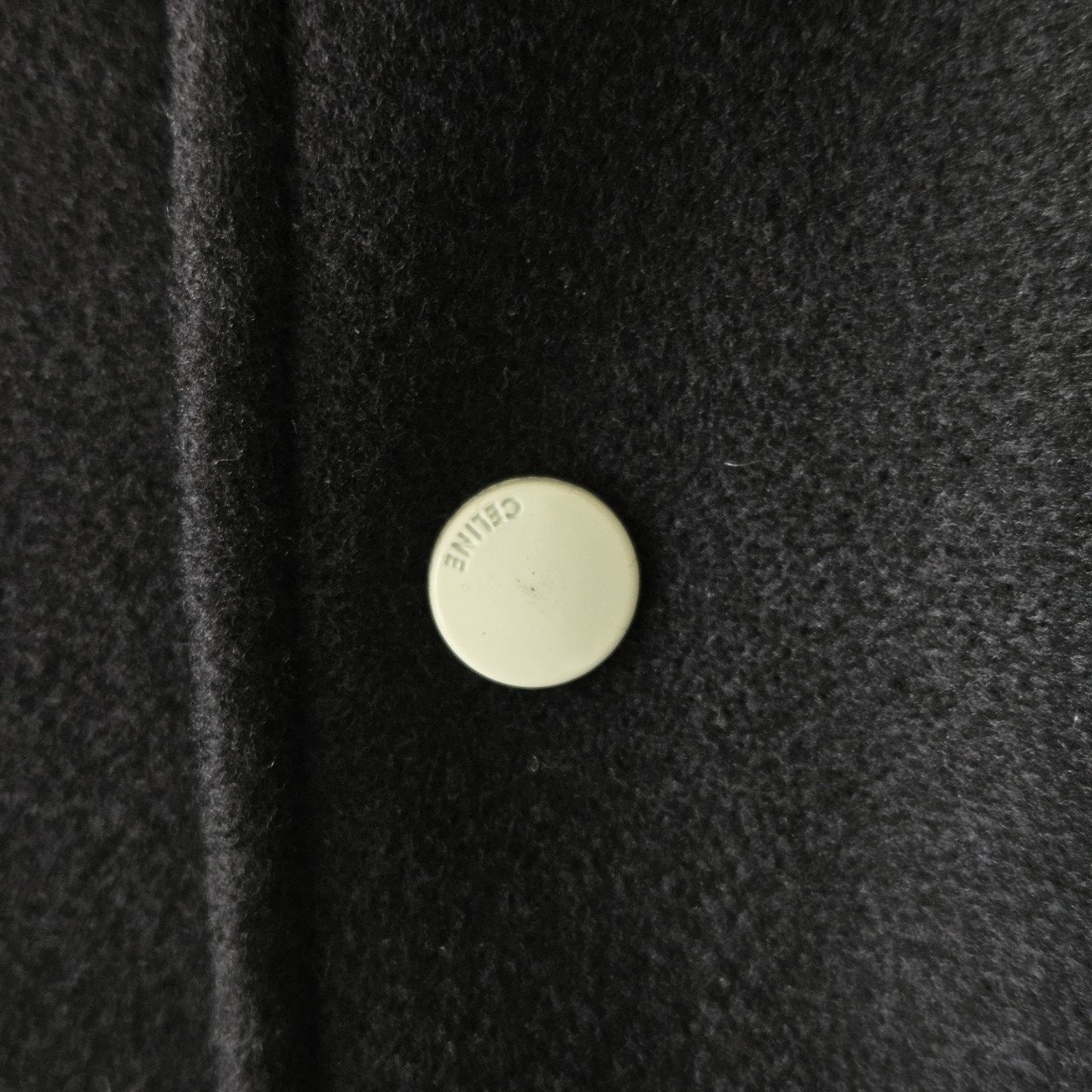 2_238Ud018svc17dncki9obm1n_dfpiub.jpg