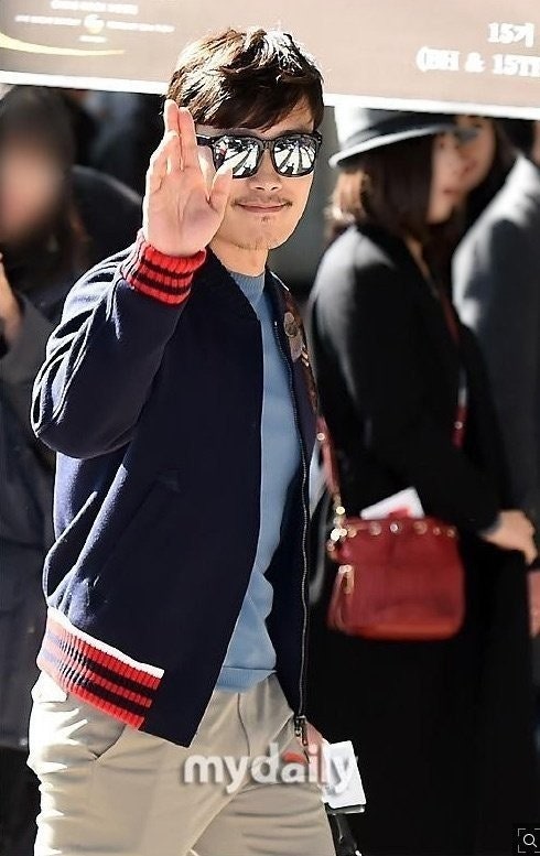 4_c9gUd018svc1mcfofiuhyf2p_s6fei9.jpg 4_c9gUd018svc1mcfofiuhyf2p_s6fei9.jpg