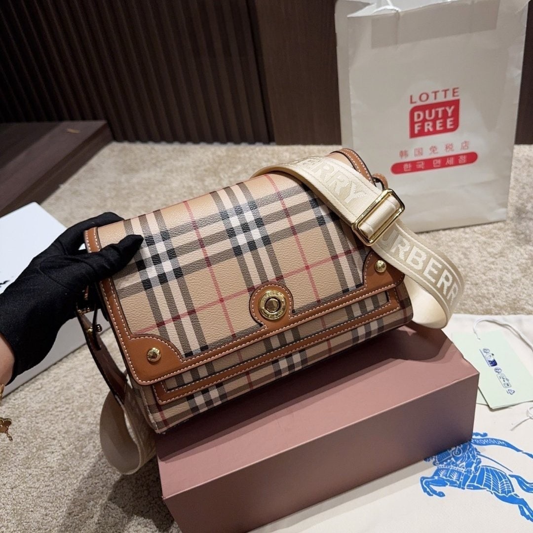5_id2Ud018svc11amotw2454zw_ctjeg4.jpg