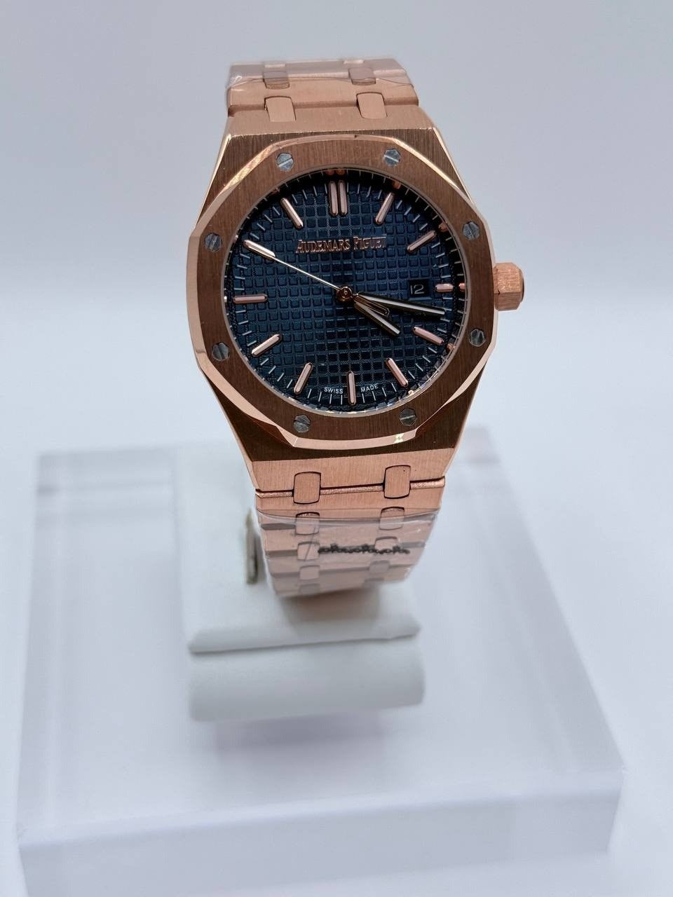 4_id3Ud018svc1x4oakuejqk8n_14dirp.jpg