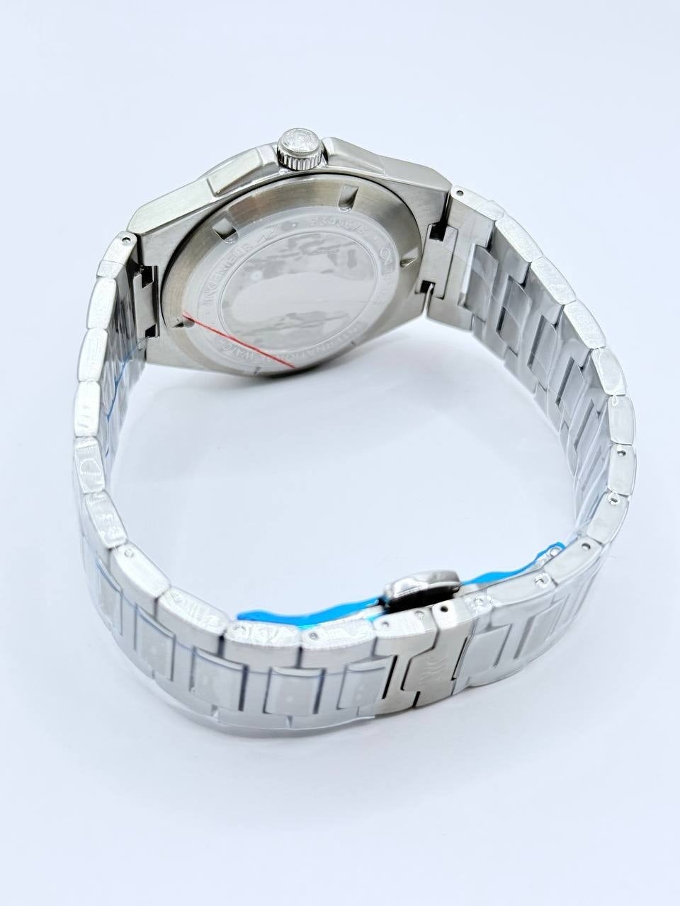 4_ibcUd018svc1u0red210k1p5_14dirp.jpg