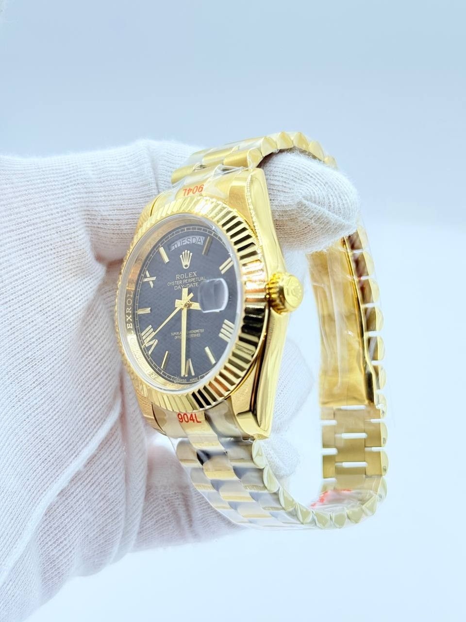 1_gbbUd018svc1abm271qoq9vj_14dirp.jpg