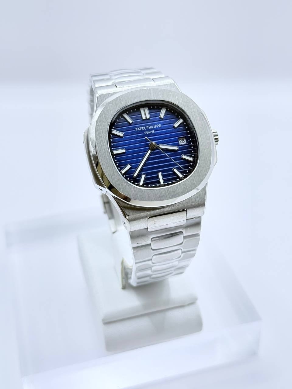 g_gbaUd018svc7avheq8f49zj_14dirp.jpg