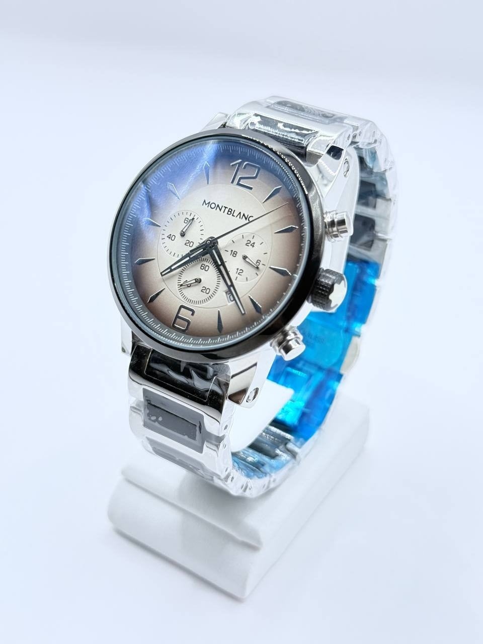 7_69dUd018svc4tliq3053gc0_14dirp.jpg
