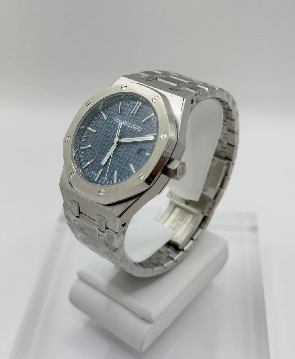 d_2beUd018svc5aezs2uprl5x_14dirp.jpg