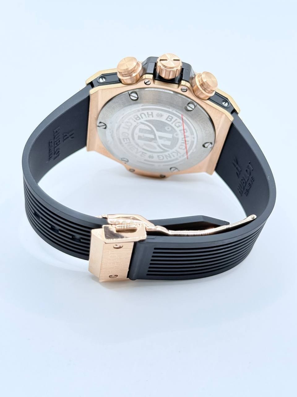 g_8a4Ud018svc52pb21qiowh8_14dirp.jpg