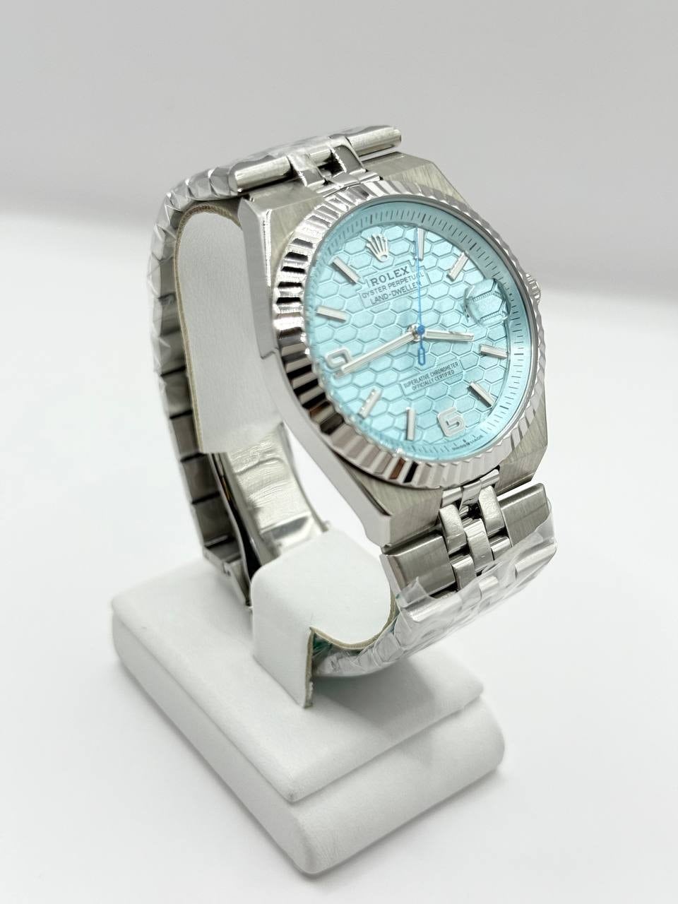 8_ea6Ud018svc46b2qevqvucq_14dirp.jpg