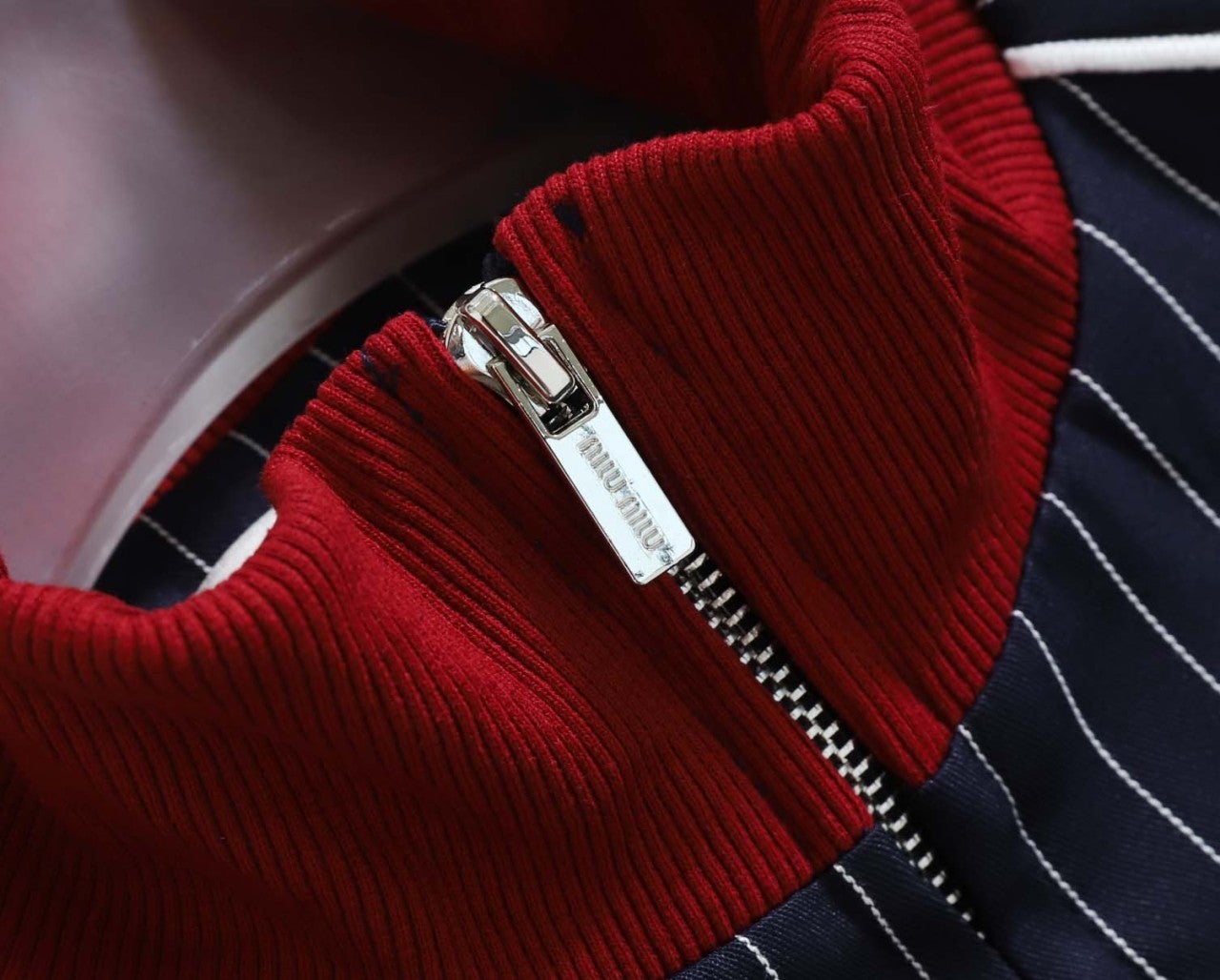 b_2jgUd018svcrc201mcl3u7_g9hfyp.jpg b_2jgUd018svcrc201mcl3u7_g9hfyp.jpg