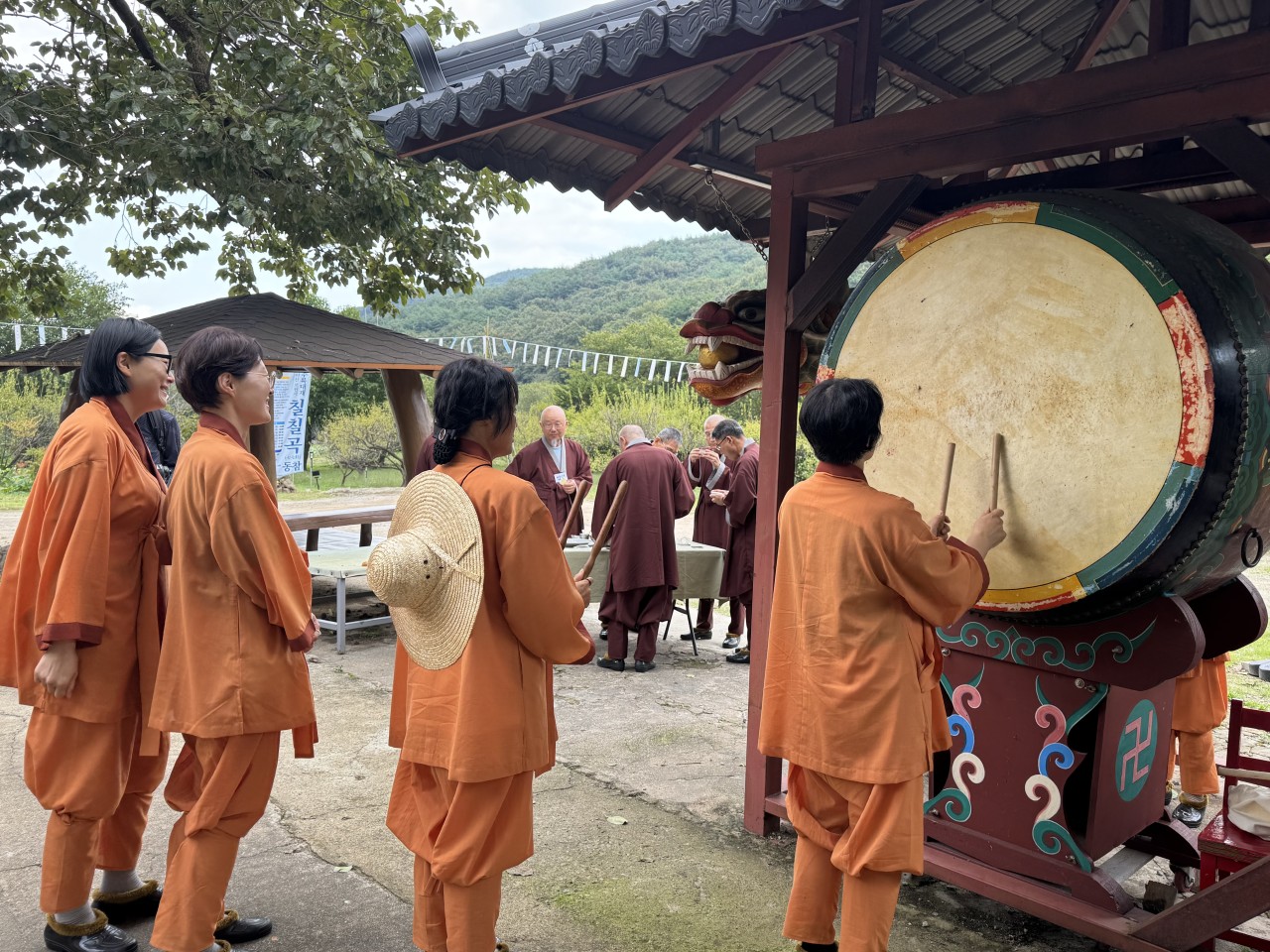 band images