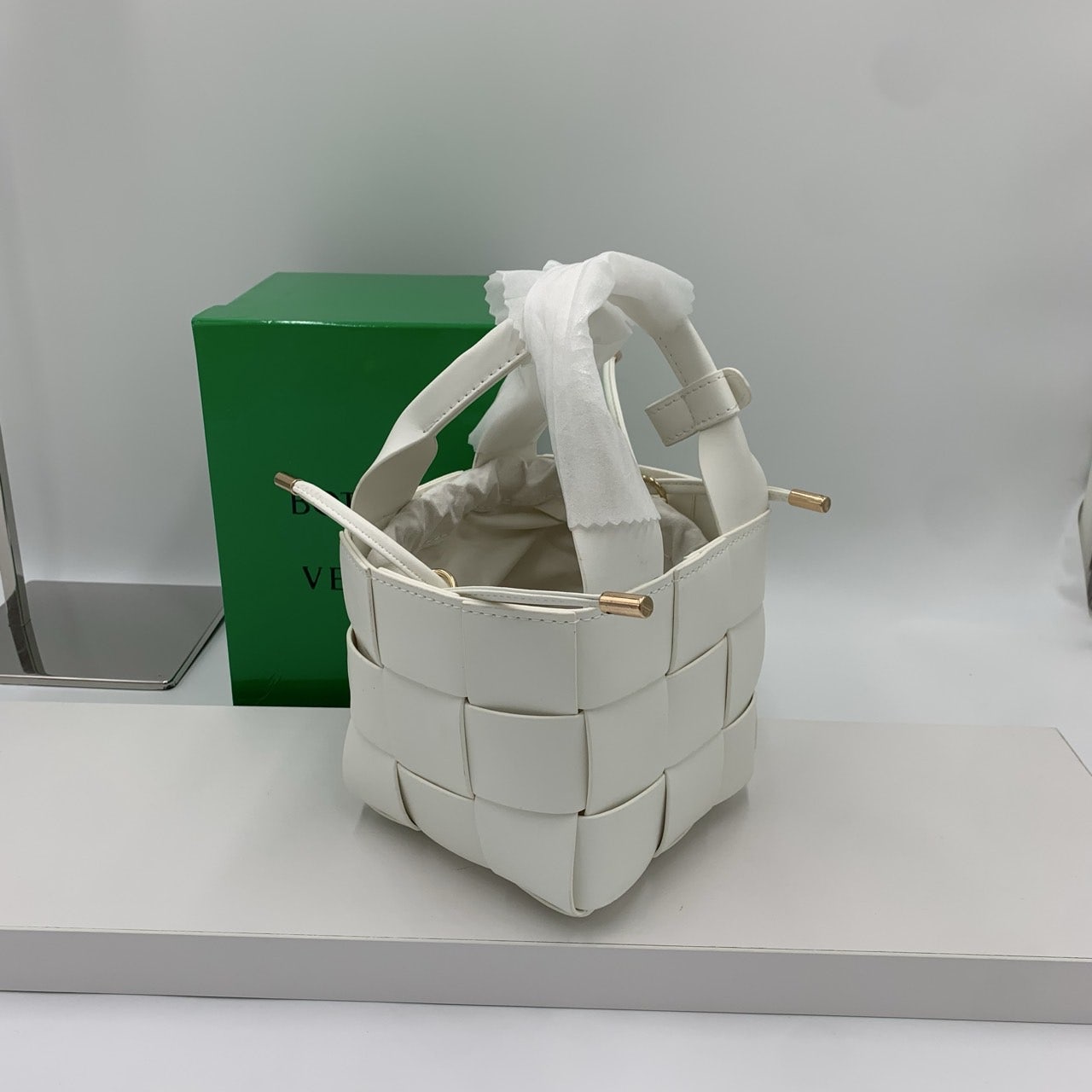 4_egcUd018svc1r0ava58plxhw_dqodqr.jpg