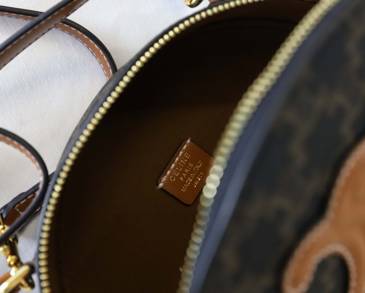 6_jggUd018svcihsgocjmer8y_g9hfyp.jpg 6_jggUd018svcihsgocjmer8y_g9hfyp.jpg