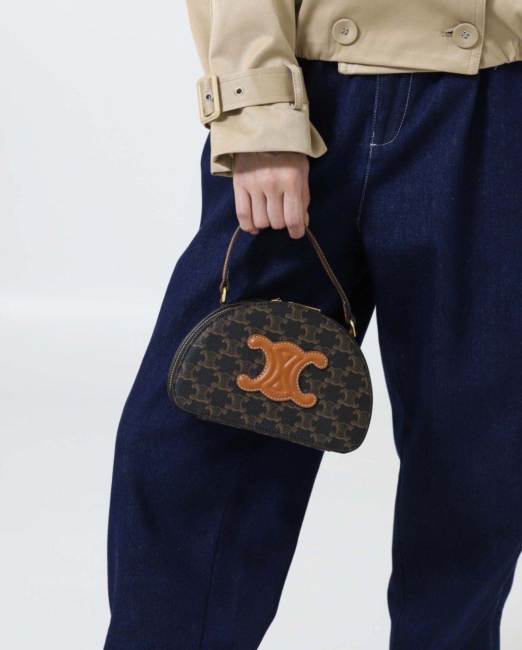 7_4ggUd018svcseujh5odwjwl_g9hfyp.jpg 7_4ggUd018svcseujh5odwjwl_g9hfyp.jpg