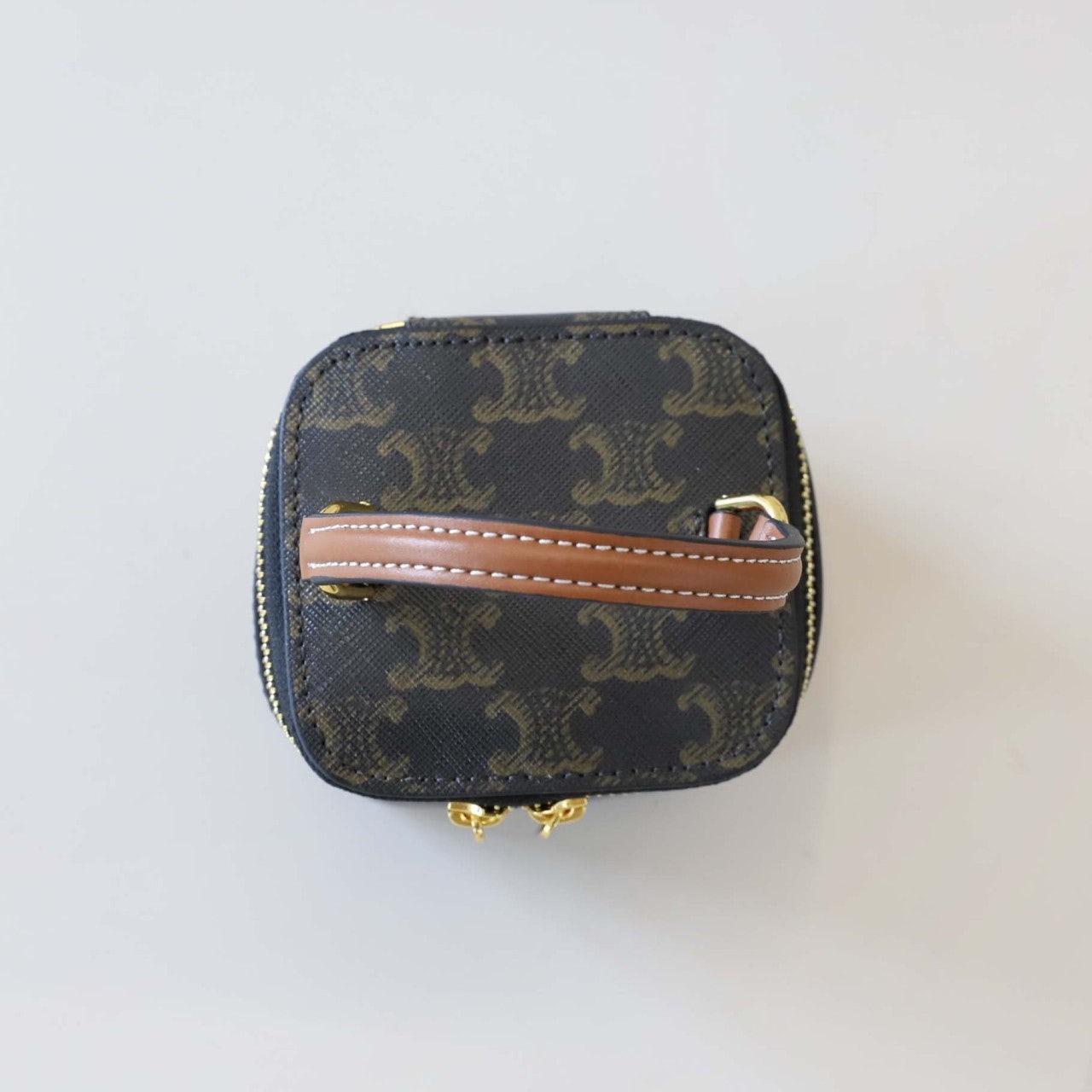 5_dgdUd018svcnqlyb9gayz1k_g9hfyp.jpg 5_dgdUd018svcnqlyb9gayz1k_g9hfyp.jpg