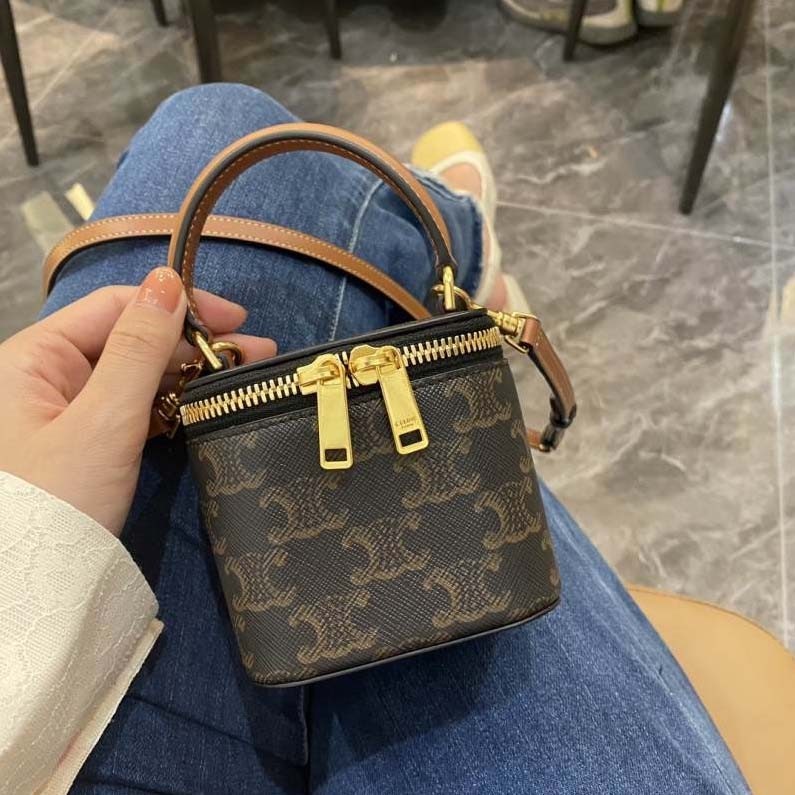 4_fgdUd018svc1dwvjx7ttfq5g_g9hfyp.jpg 4_fgdUd018svc1dwvjx7ttfq5g_g9hfyp.jpg