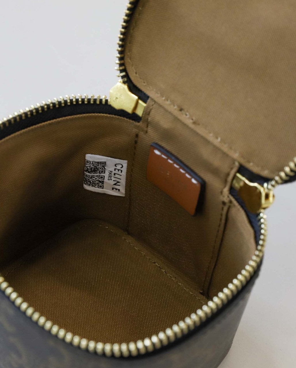 5_3gdUd018svc6yywehunnwhi_g9hfyp.jpg 5_3gdUd018svc6yywehunnwhi_g9hfyp.jpg