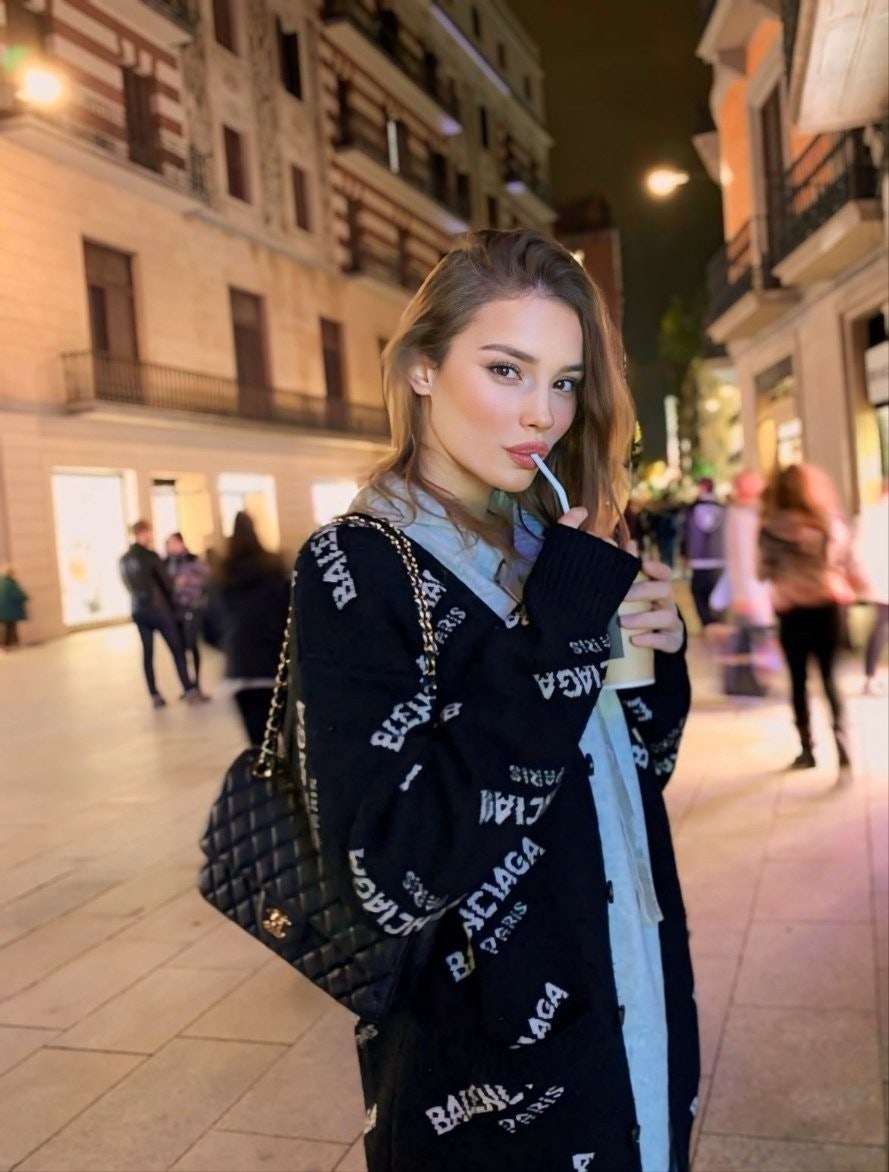 c_2j0Ud018svc1ojcbj37fb256_s6fei9.jpg c_2j0Ud018svc1ojcbj37fb256_s6fei9.jpg