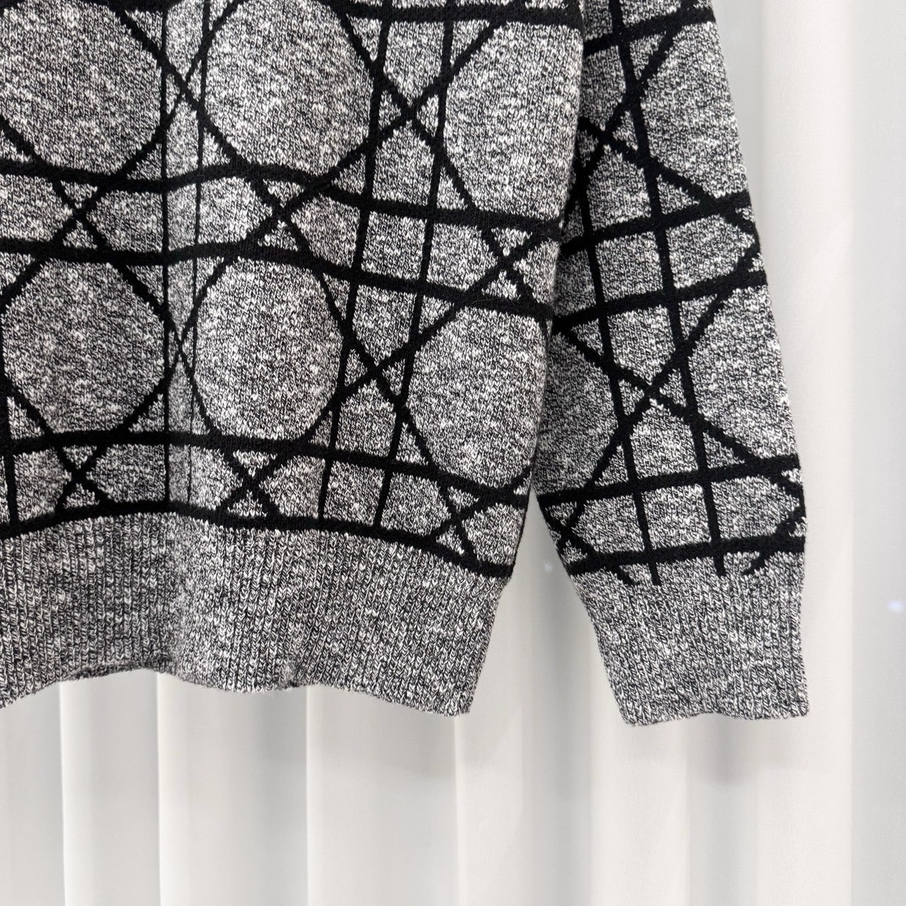 6_ecgUd018svc1ahe9ll0y647f_mvdii.jpg 6_ecgUd018svc1ahe9ll0y647f_mvdii.jpg