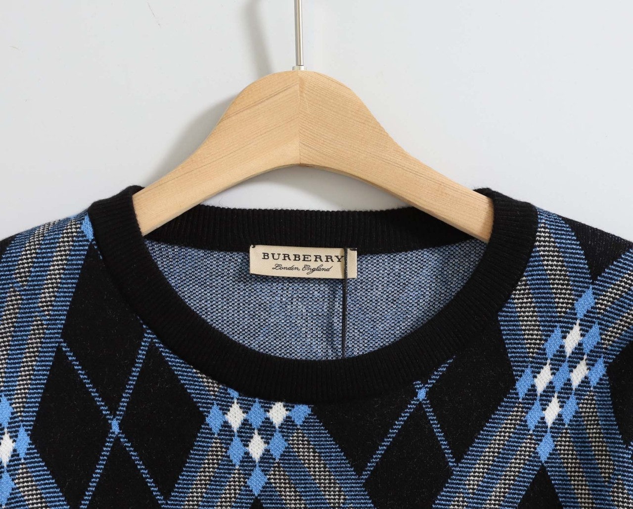 5_2g4Ud018svc1pn0ju59dsuz1_ew4xzd.jpg?type=e1920_std