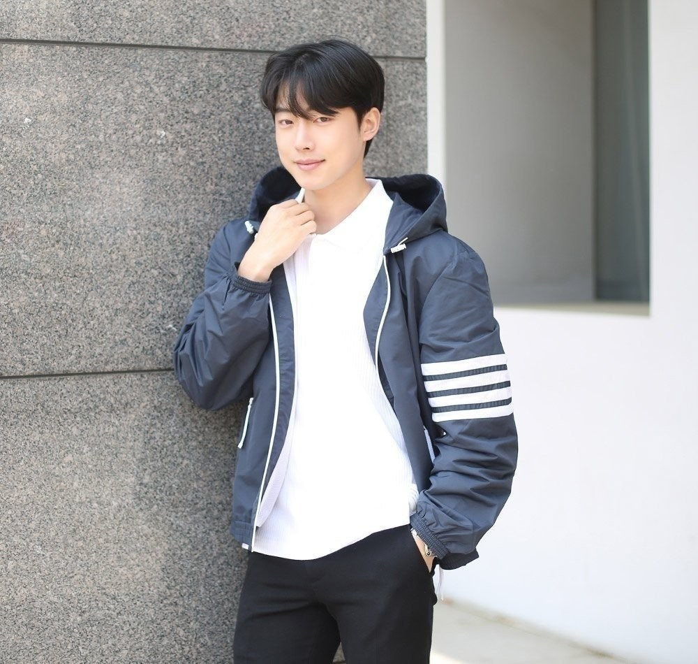 8_80bUd018svc1xtignry3rjd4_mjyzx.jpg 8_80bUd018svc1xtignry3rjd4_mjyzx.jpg