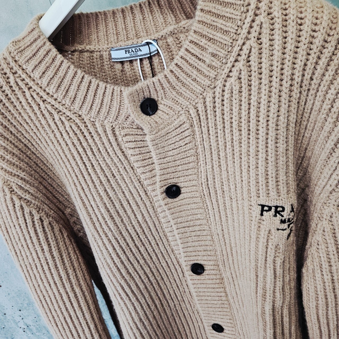 8_cbiUd018svc1qci9z81qmj09_48xg9.jpg 8_cbiUd018svc1qci9z81qmj09_48xg9.jpg