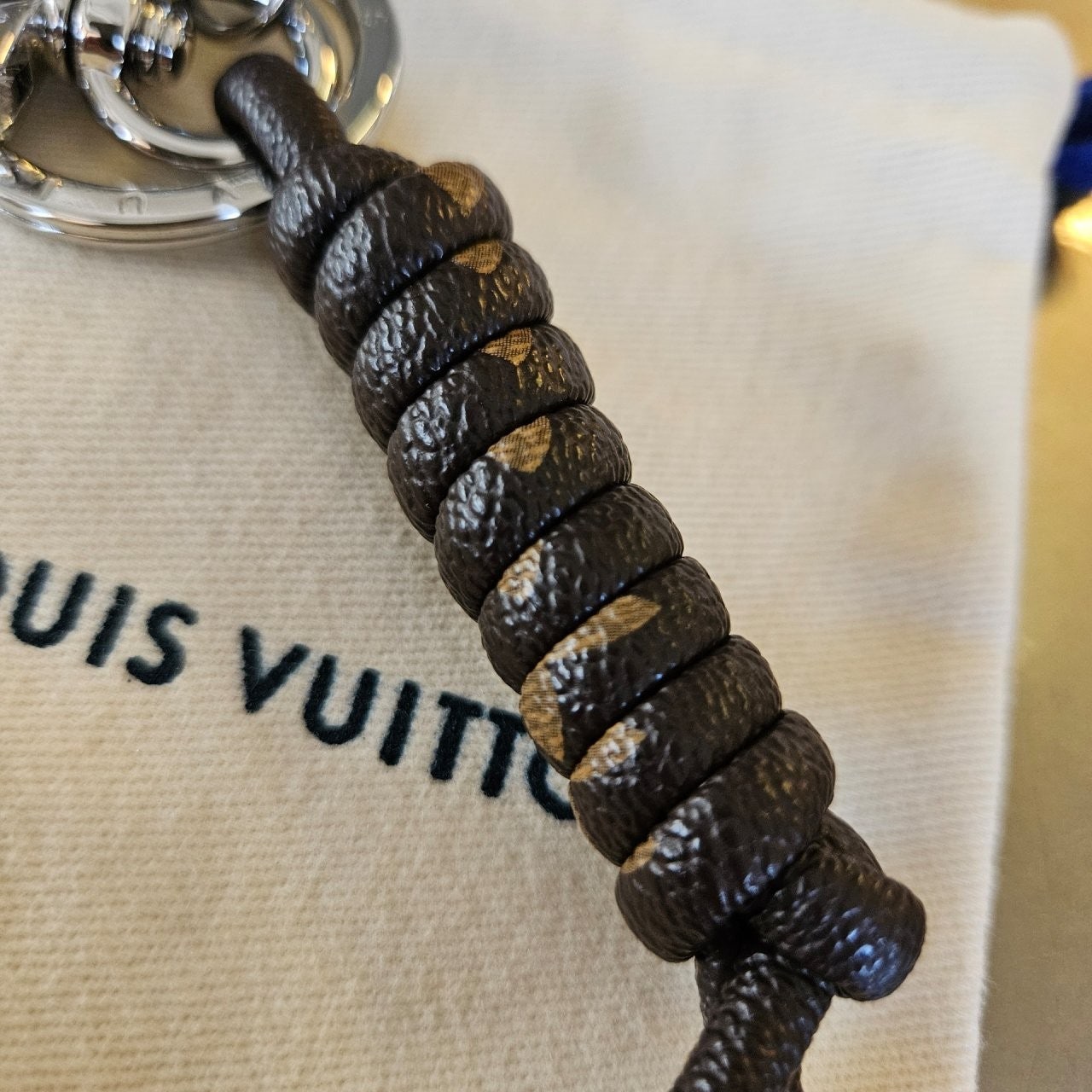 8_ih7Ud018svckz2bwee017xh_48xg9.jpg 8_ih7Ud018svckz2bwee017xh_48xg9.jpg