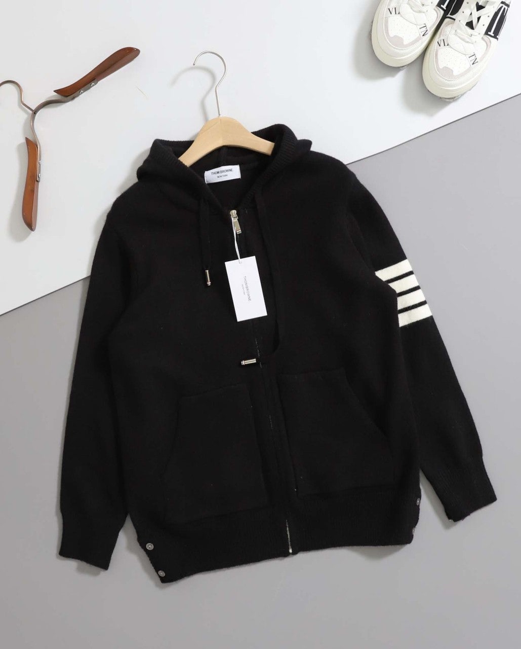 b_702Ud018svc81vrbd19pwxf_ew4xzd.jpg?type=e1920_std