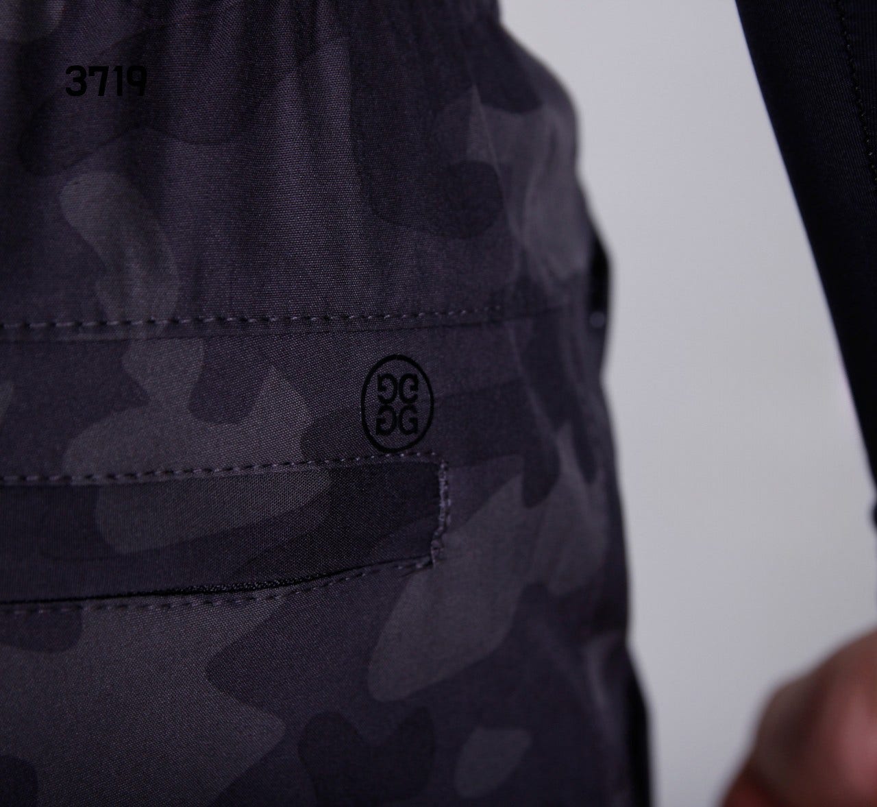 h_jd8Ud018svc733wadkad2ey_bss50w.jpg?type=e1920_std