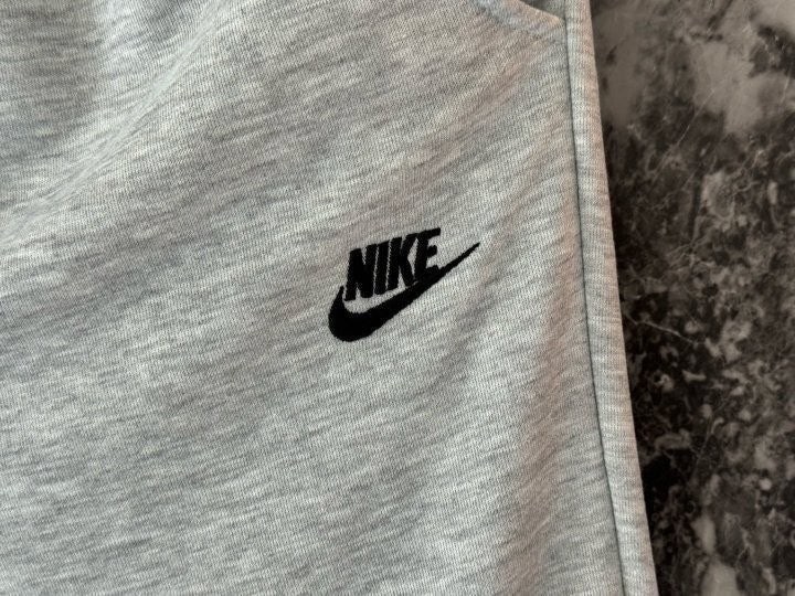 a_4gfUd018svcyq39b5esxsrm_4144s3.jpg a_4gfUd018svcyq39b5esxsrm_4144s3.jpg